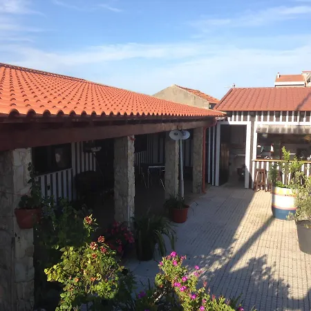 Palheiros De Mira 여관 *